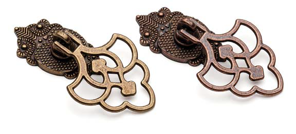 Мебельная ручка-капля TL 7.50077